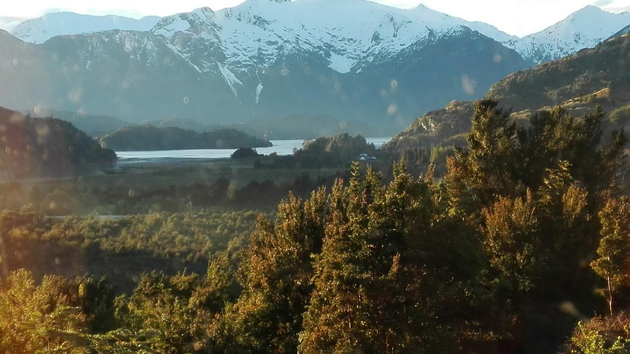 Cabanas Lomas Del Salto Puerto Chacabuco Bagian luar foto